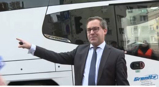 Klimaprotest: Autofahrer kritisiert fehlende Rettungsgasse